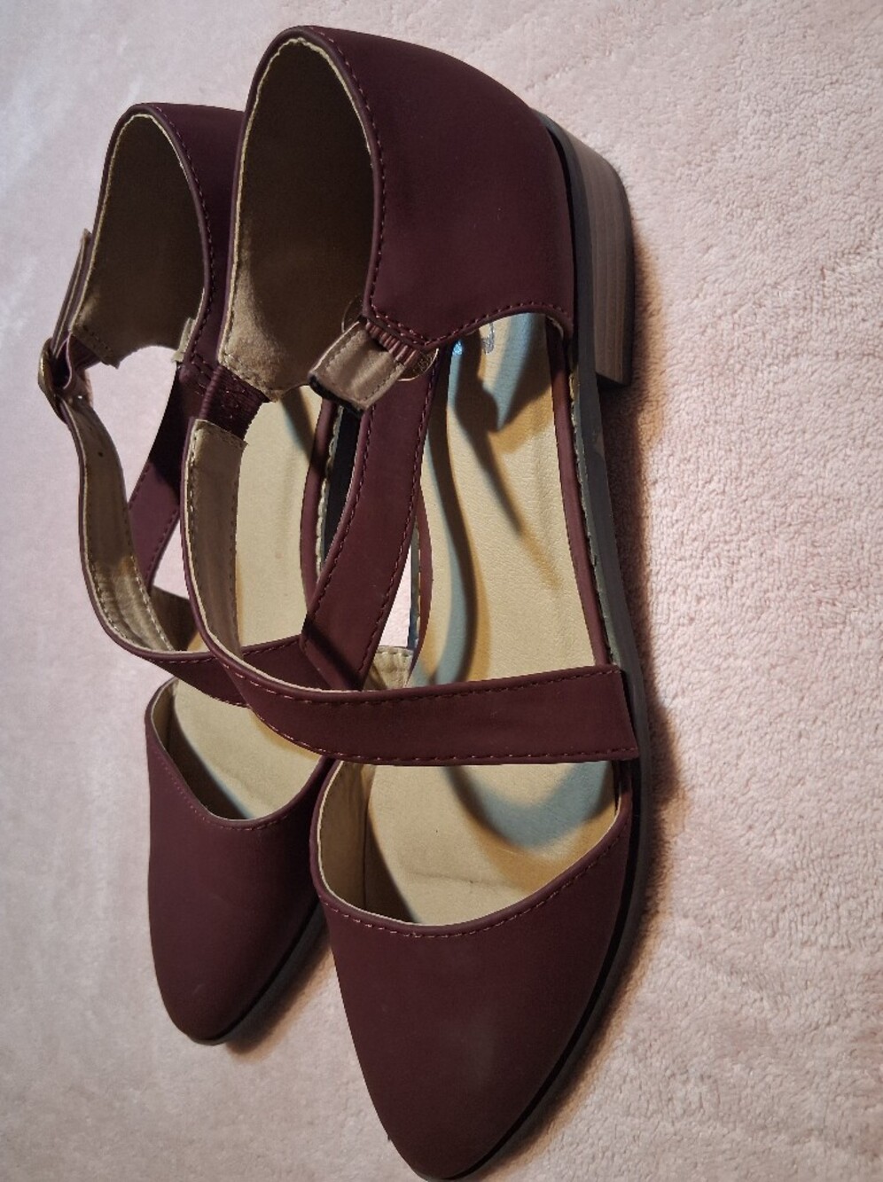 Burgundy Pointed Toe Criss Cross Strappy D'Orsay Flats Size 7 Journee Collection - Picture 5 of 9